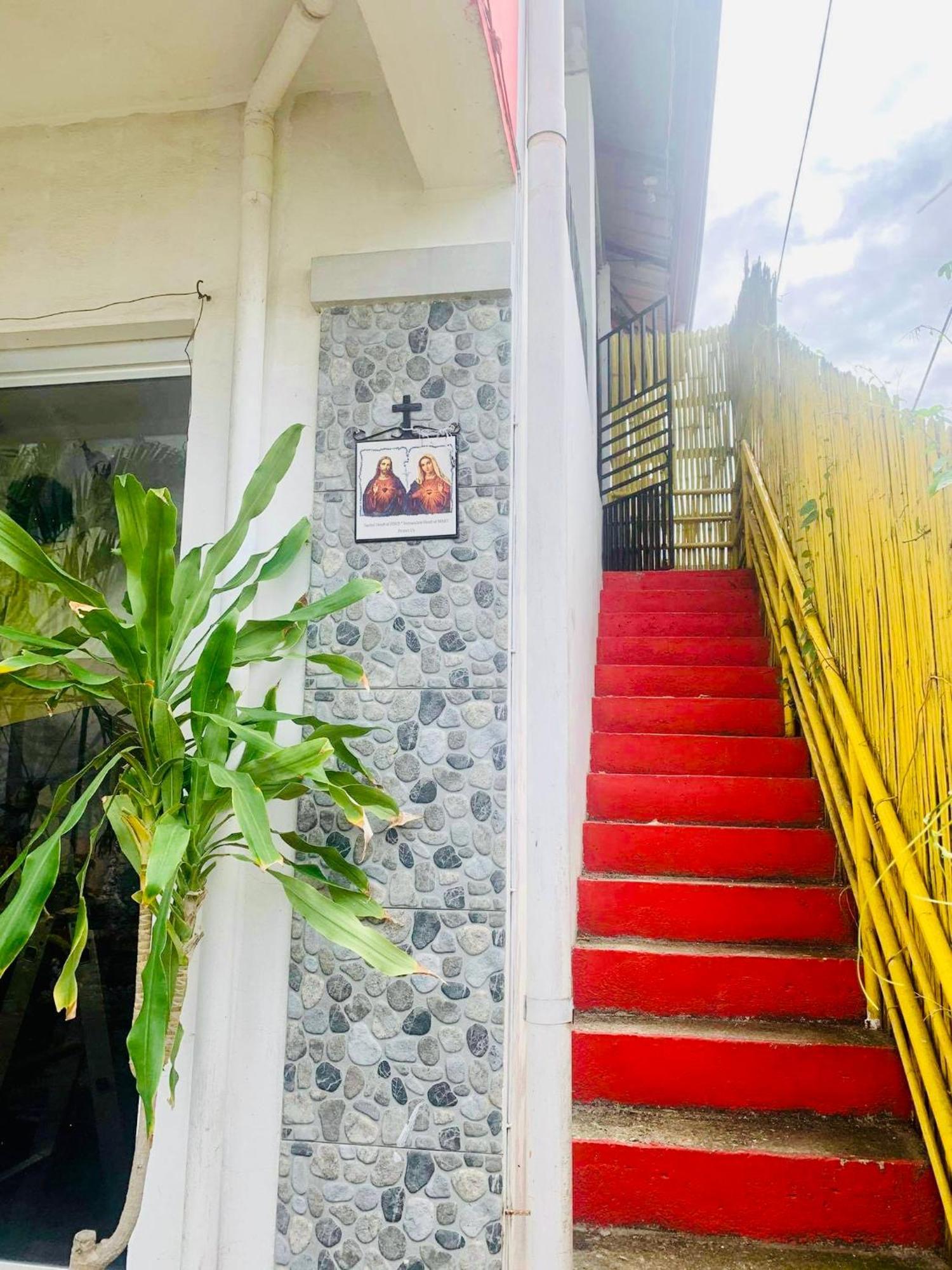 Perlies Inn Tanay Barkada House Exterior foto